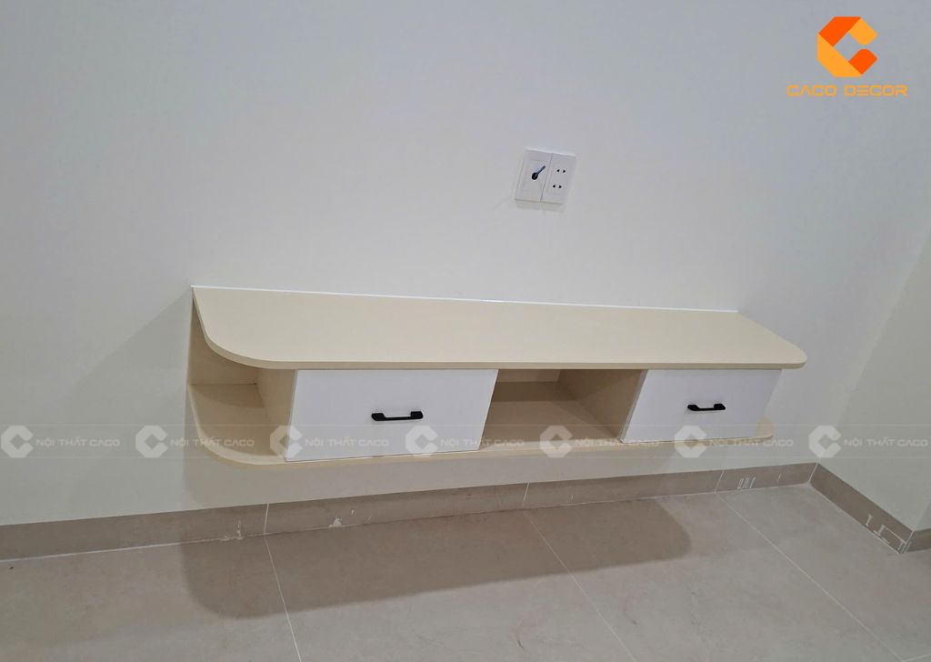 Kệ tivi được chụp thực tế tại nhà khách