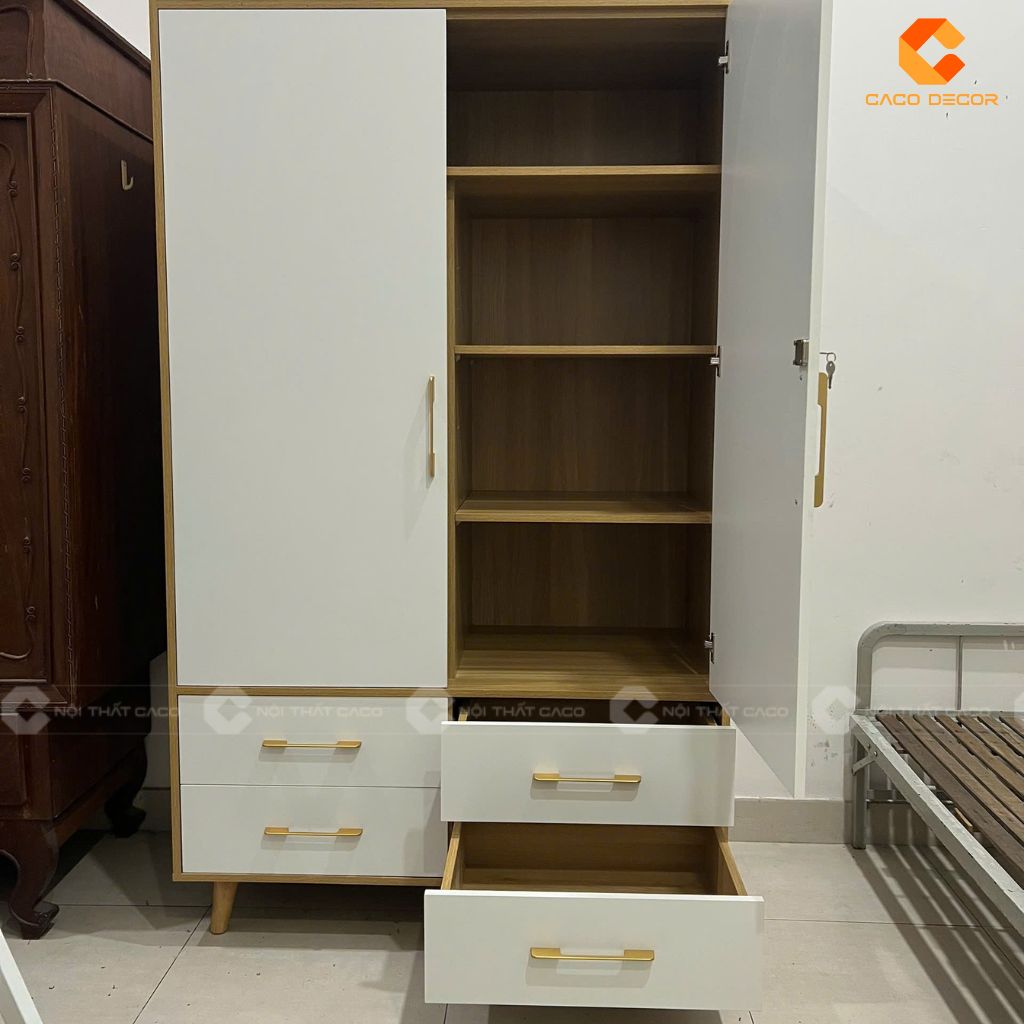Ảnh chụp tủ quần áo TAM099 tại nhà khách
