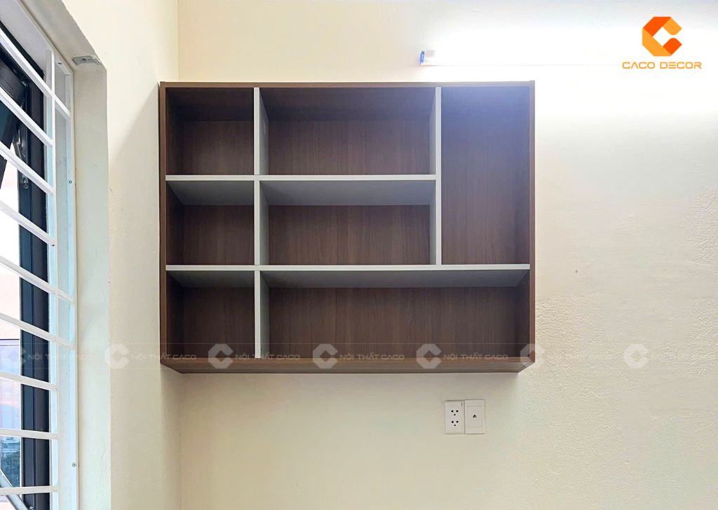 Hình chụp thực tế kệ sách treo tường