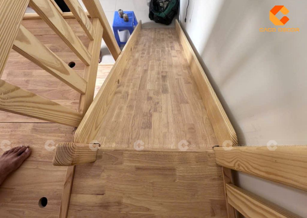 Cầu trượt của giường tầng gia công chắc chắn