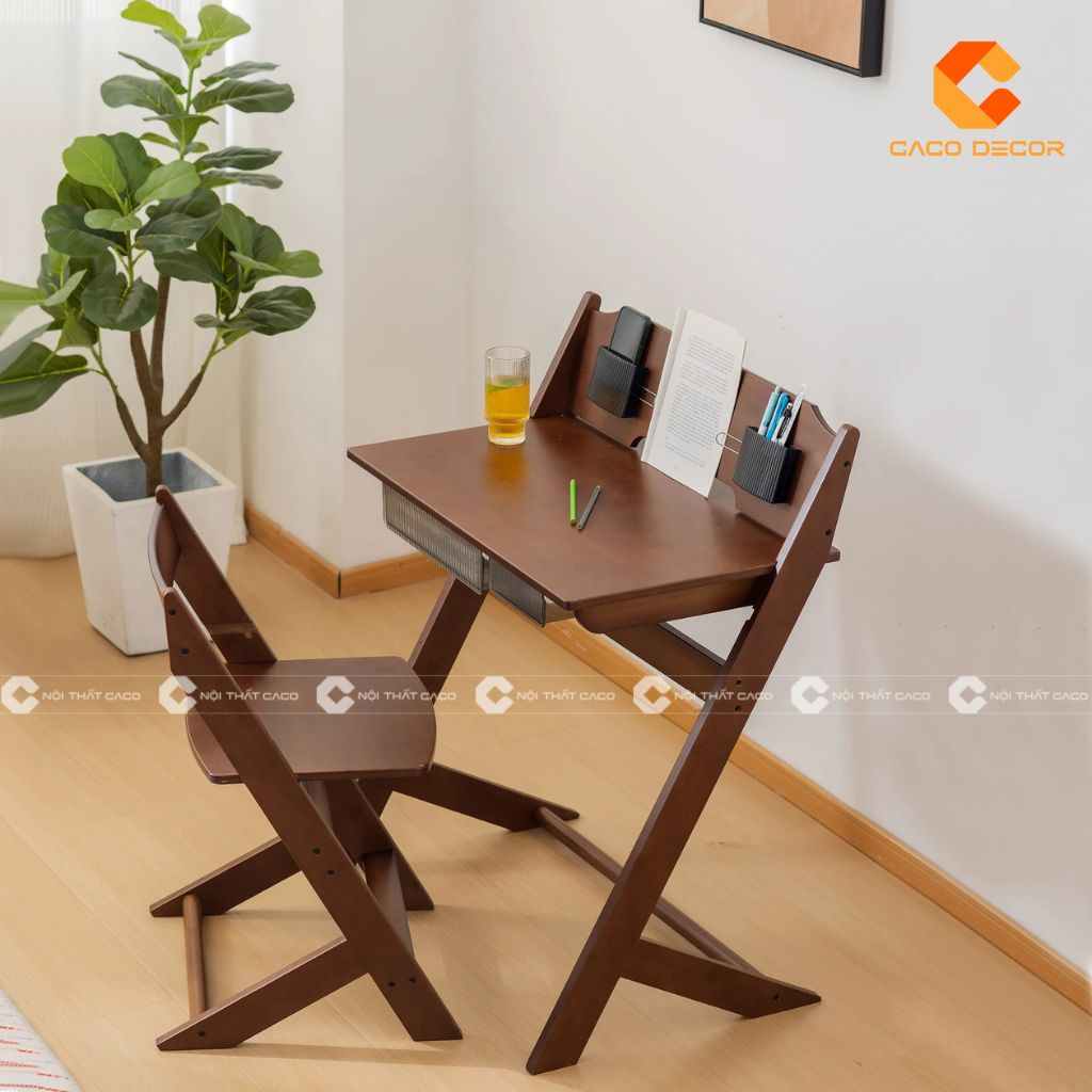 Tư vấn chọn mua bộ bàn ghế cho bé đẹp, an toàn, hợp tuổi 13