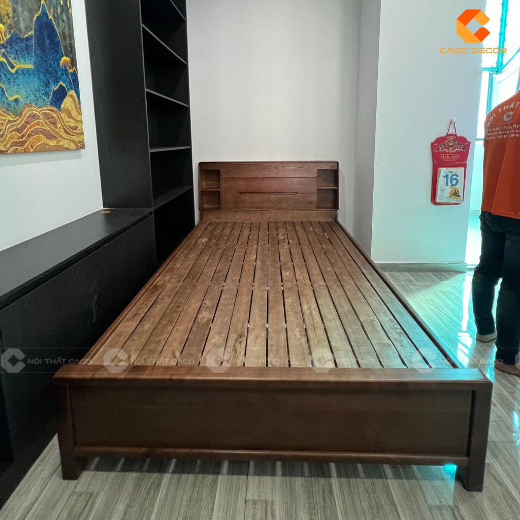 Quá trình lắp đặt giường ngủ được thực hiện nhanh chóng