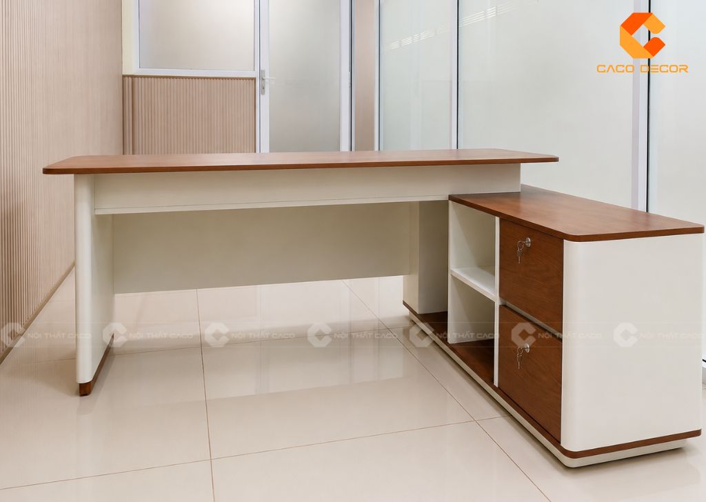 Bàn giám đốc gỗ cao su có hộc kéo khóa và kệ phụ lưu trữ tiện lợi