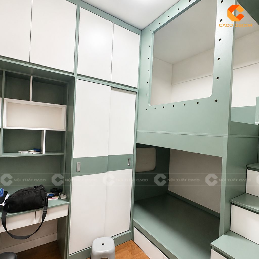 Tủ áo kết hợp bàn học cho chị Huyền Phan tại RichStar 1