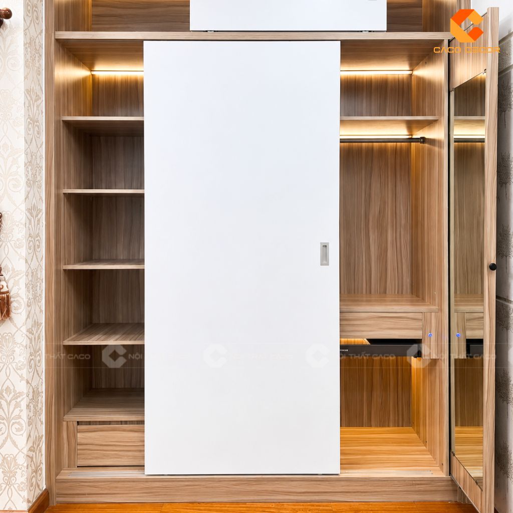 Tủ áo lùa 2 cánh có đèn LED bên trong