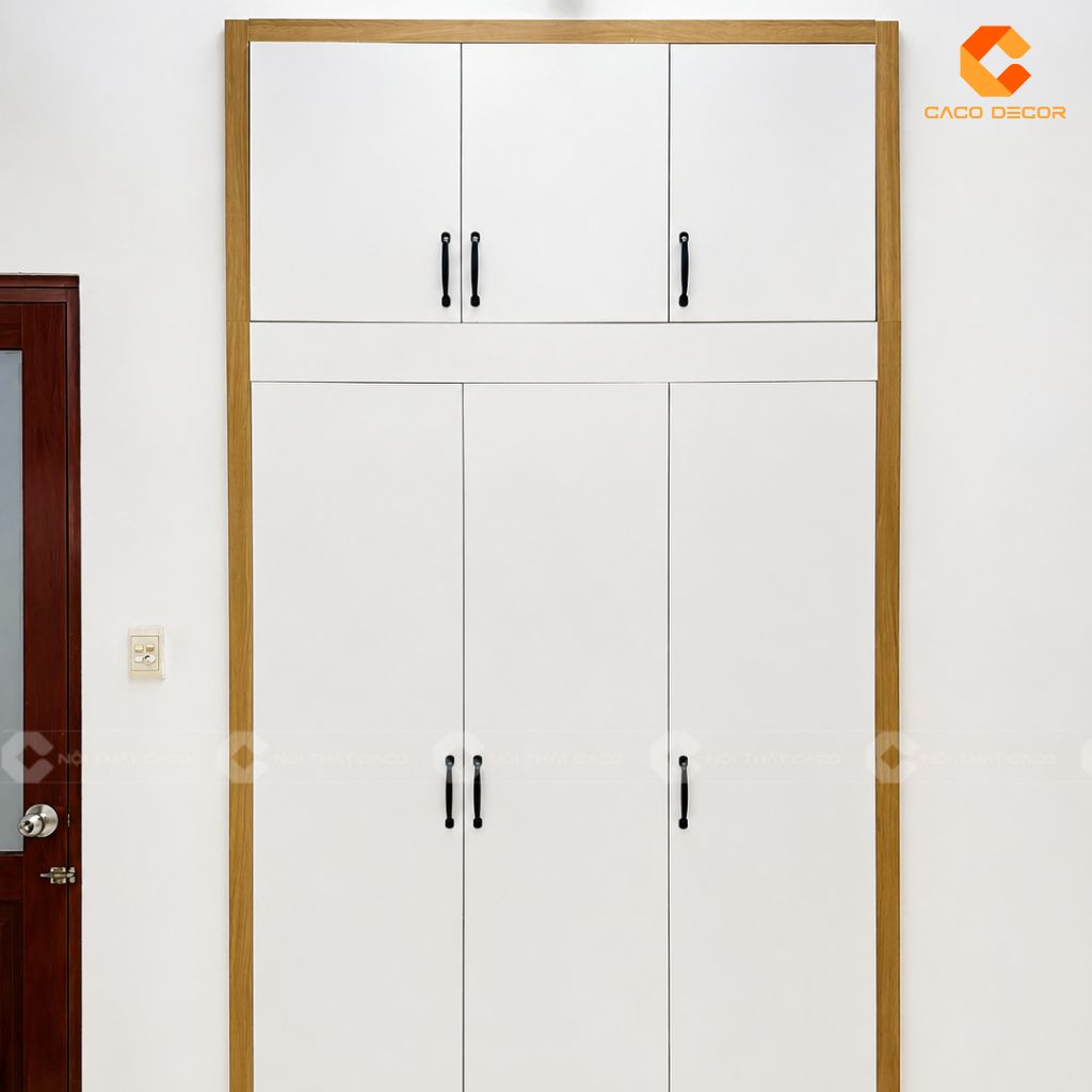 Hình ảnh thực tế tủ quần áo âm tường kịch trần