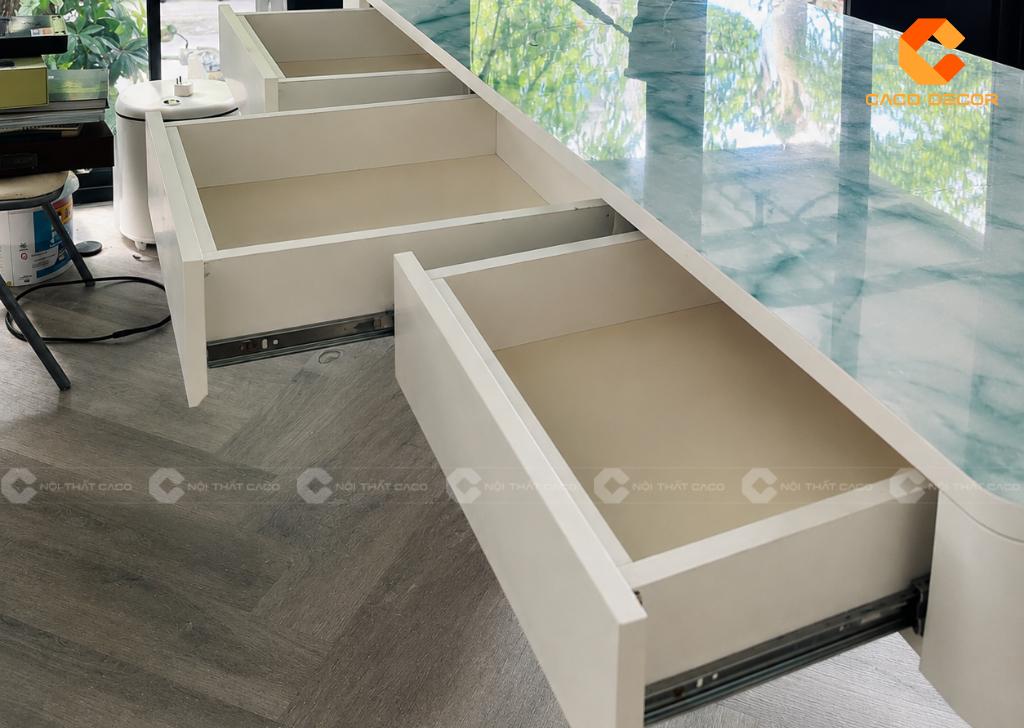 Bàn làm việc tại nhà màu trắng có hộc kéo