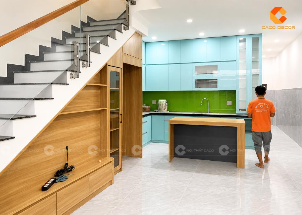 Công trình bàn giao tủ kệ gầm cầu thang và bàn ăn