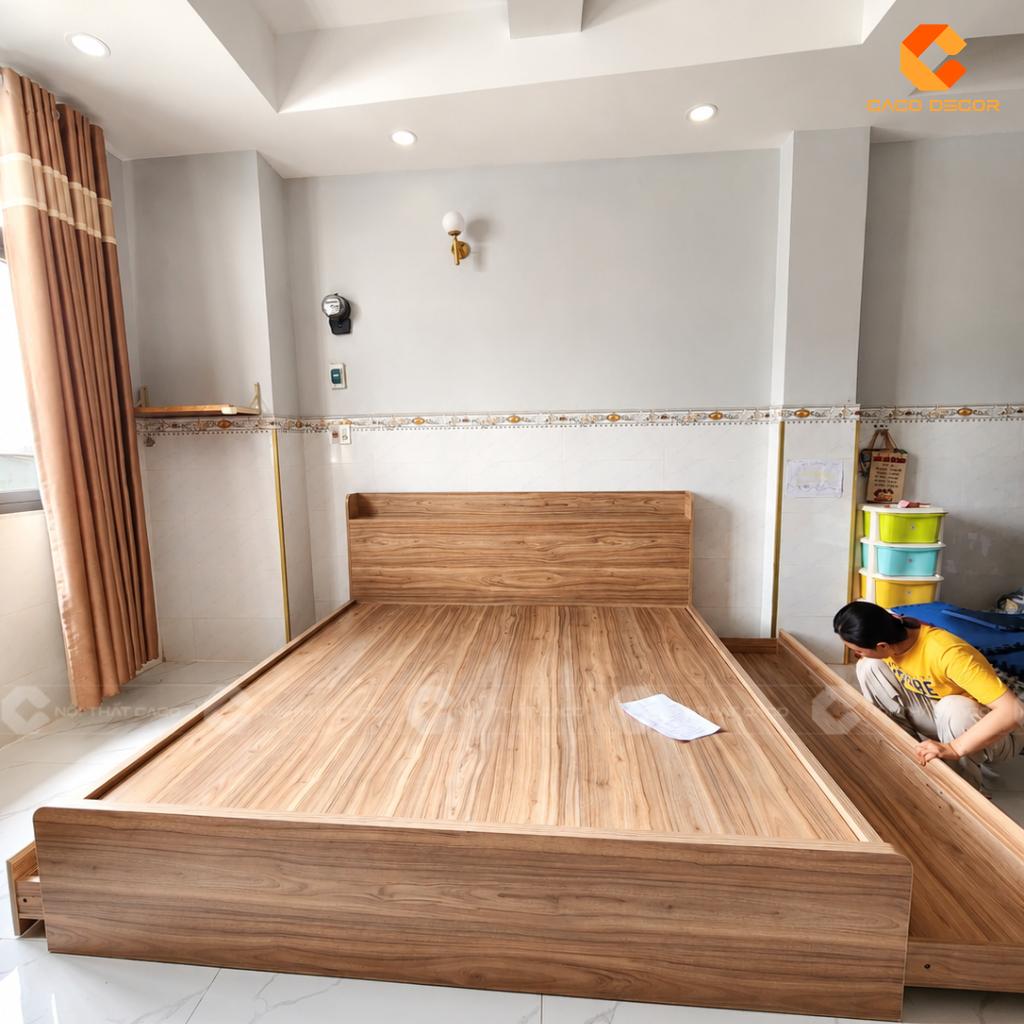 Lắp đặt giường mẹ bồng con gỗ công nghiệp tại nhà khách