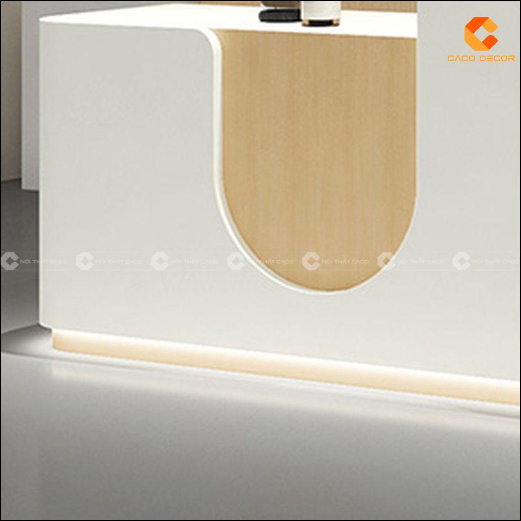 Chi tiết đèn LED chân quầy lễ tân gỗ công nghiệp QLT030