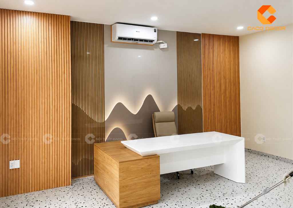 Bàn giám đốc anh Tiến hoàn thiện tại The Global City phường An Phú