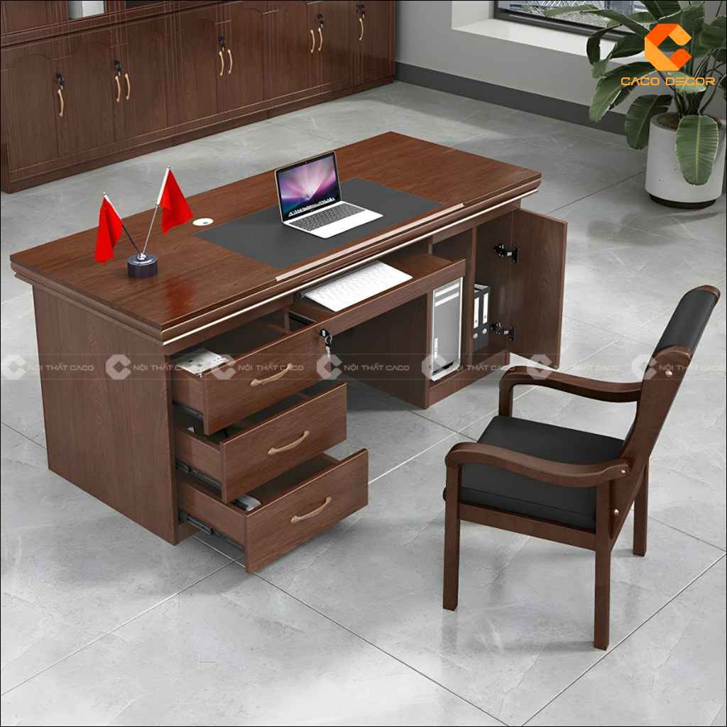 Bàn làm việc giám đốc gỗ tự nhiên BGD063 màu nâu sang trọng