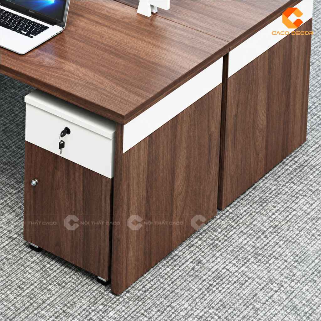 Cận cảnh hộc tủ khóa của bàn làm việc nhân viên BLVNV38