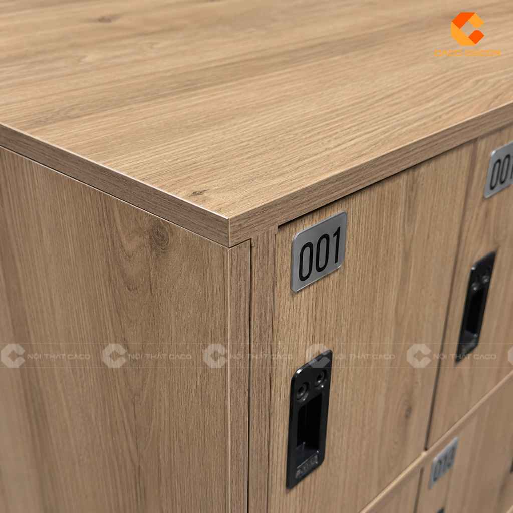 Chi tiết bề mặt MDF phủ Melamine của hệ locker