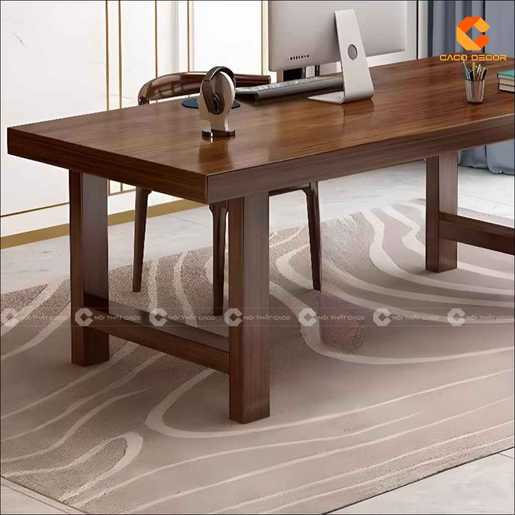 Chi tiết hệ chân và thanh giằng gỗ chắc chắn của bàn giám đốc BGD065