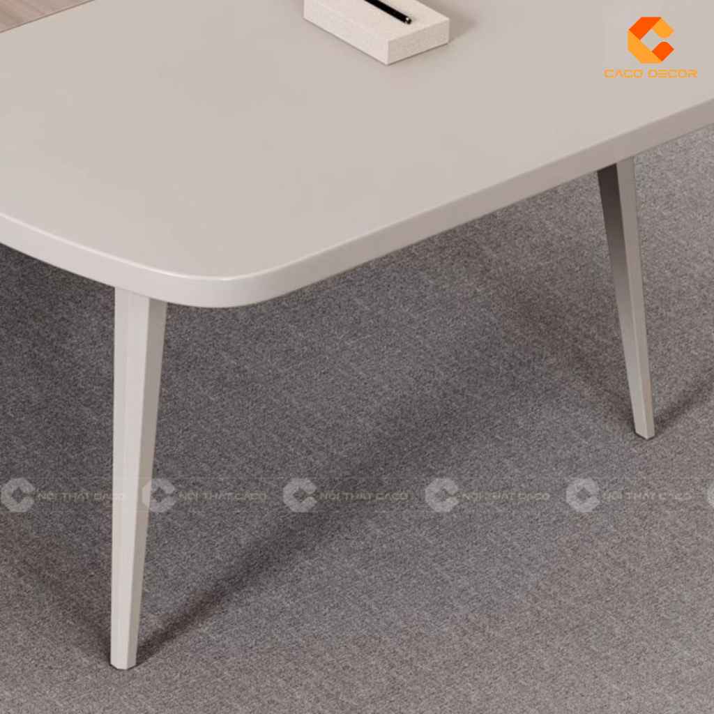 Cận cảnh chân bàn phòng họp gỗ công nghiệp BH036 thanh gọn chắc chắn