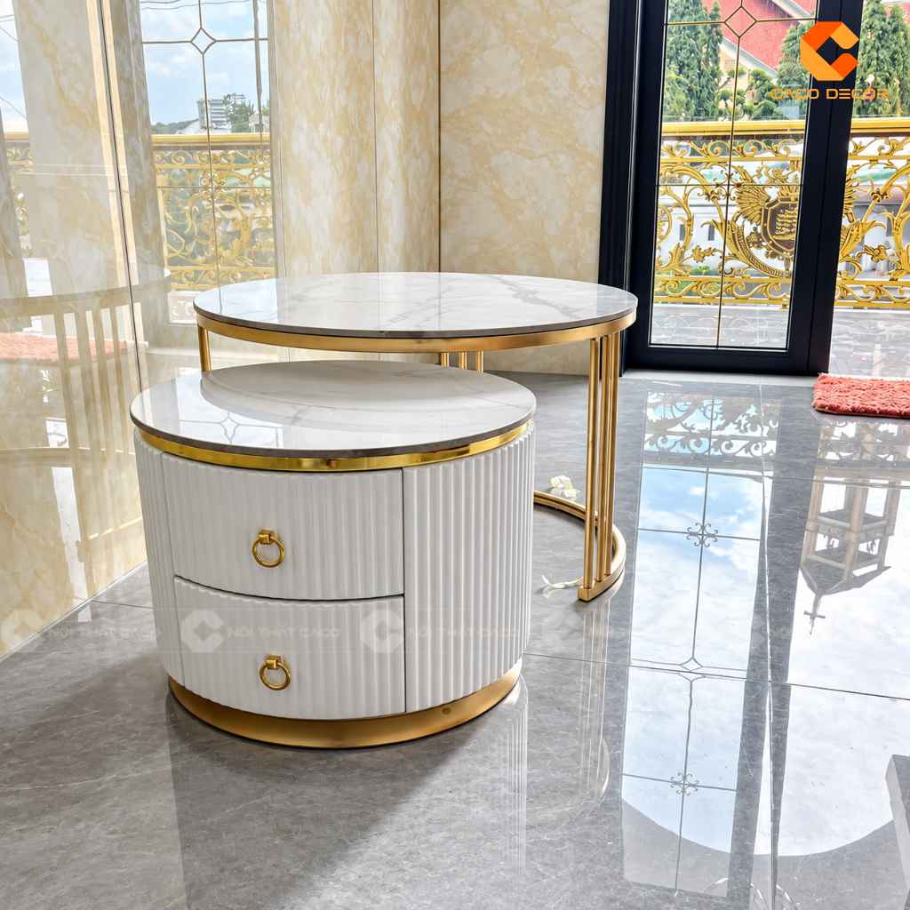 Bàn trà tròn mặt vân đá khung vàng tại công trình anh Huy Bảo Lộc
