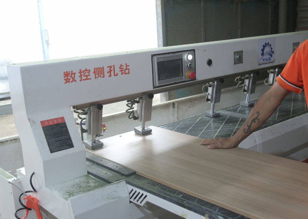 Trang thiết bị tại xưởng sản xuất CaCo