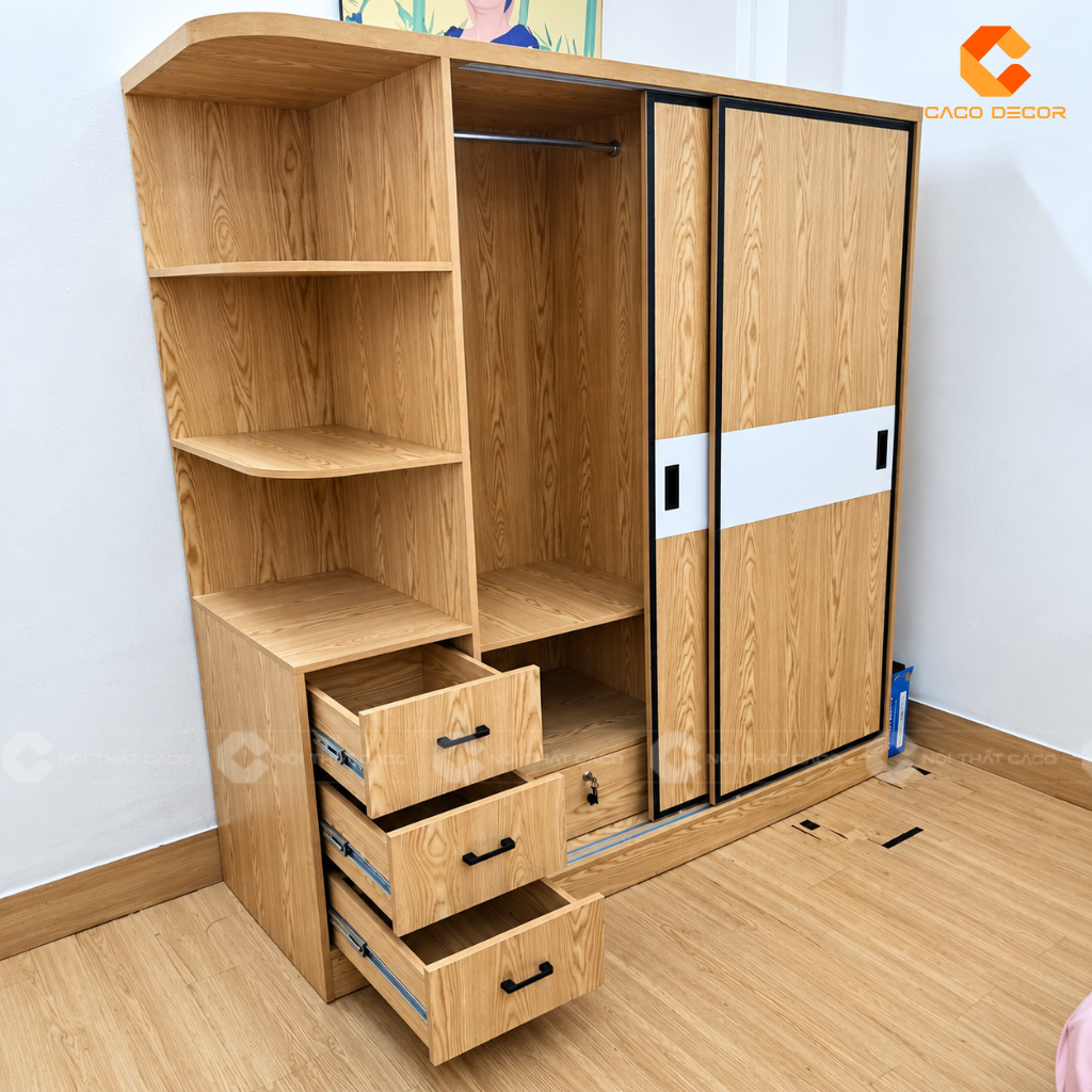 Chi tiết hộc kéo, khoang treo và ray cửa lùa của tủ quần áo