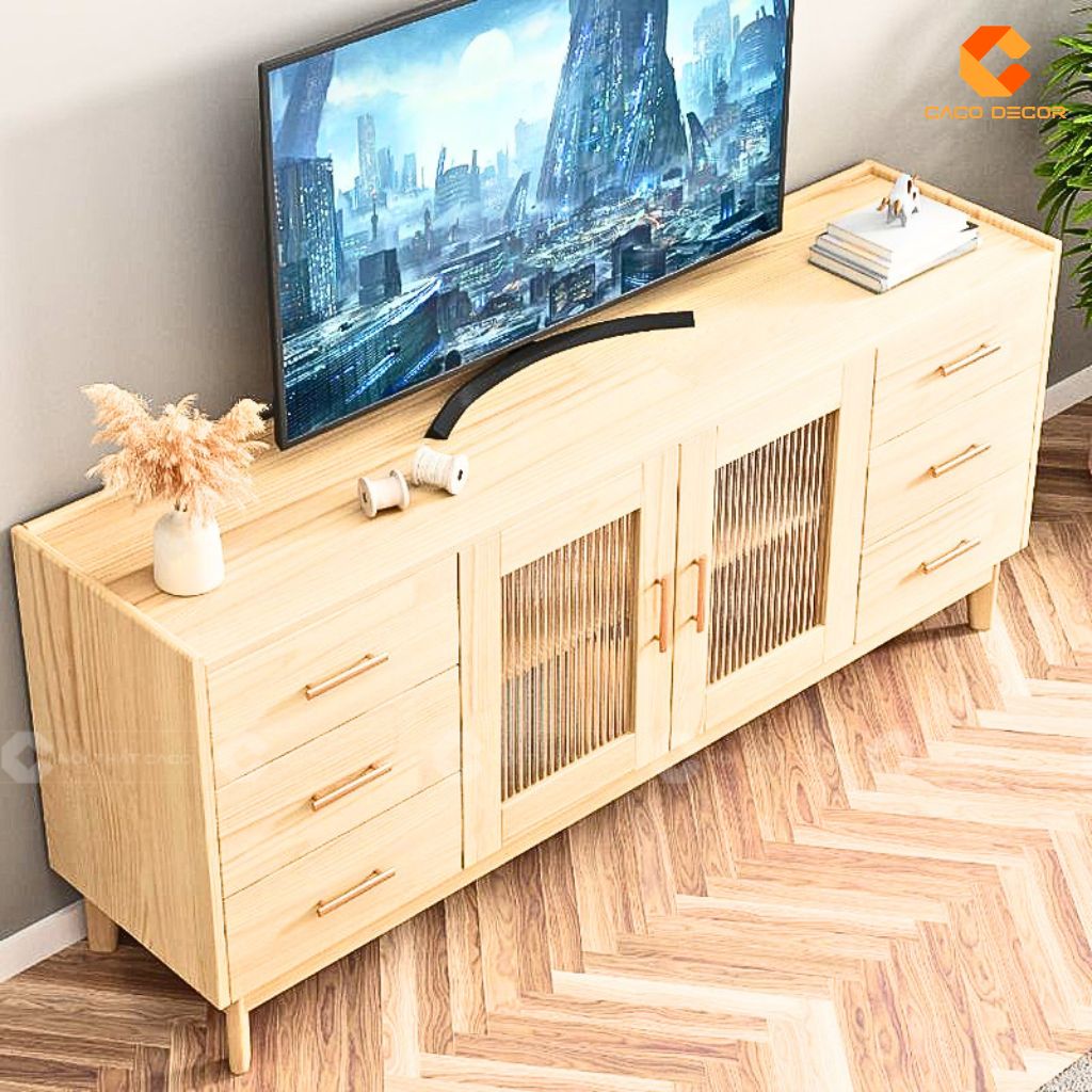 Góc nghiêng tổng thể kệ tivi gỗ tự nhiên KTV084 trong phòng khách