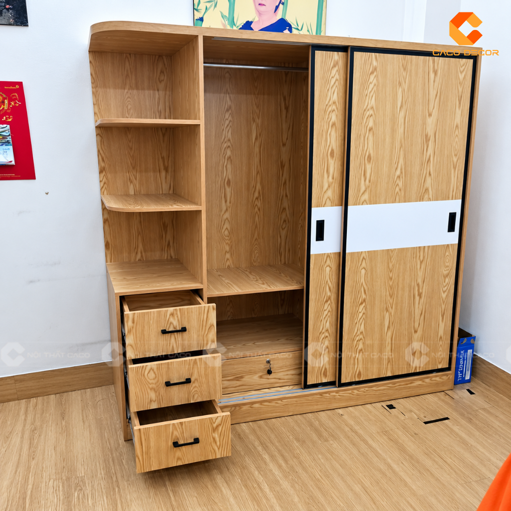 Tủ quần áo cửa lùa của anh Trung tại phường Bảy Hiền với kệ mở và hộc kéo