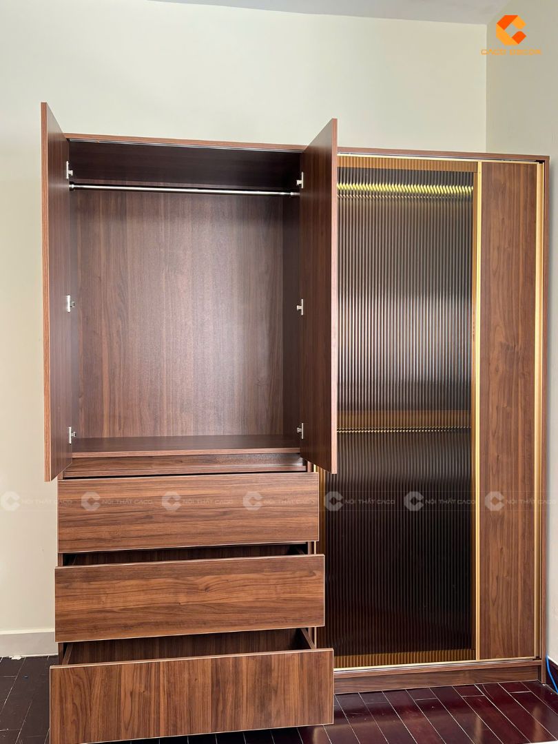 Tủ Quần Áo Cánh Kính Gỗ Công Nghiệp MDF Cửa Lùa Sang Trọng - TAK09 7