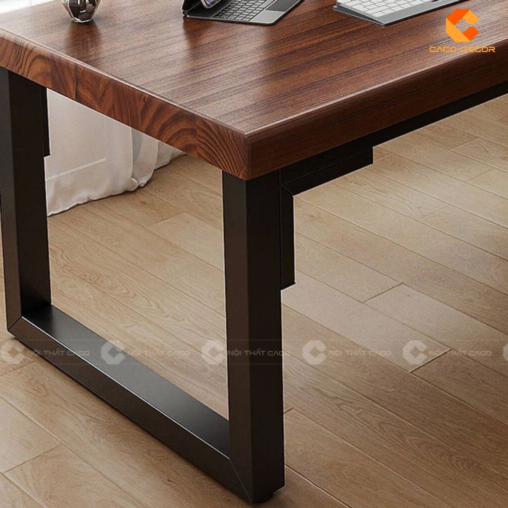 Bàn làm việc BLV045 thiết kế khung chân sắt bản lớn
