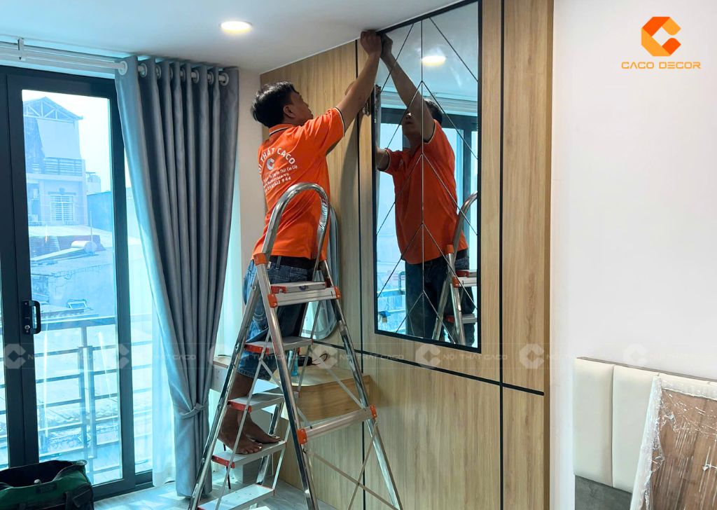 Đội ngũ thi công chỉn chu từng chi tiết nội thất