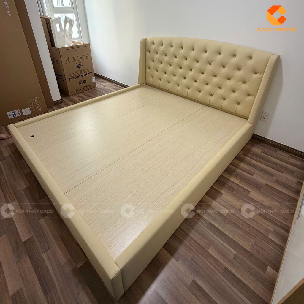 Mẫu giường bọc nệm chụp thực tế tại nhà anh Hậu