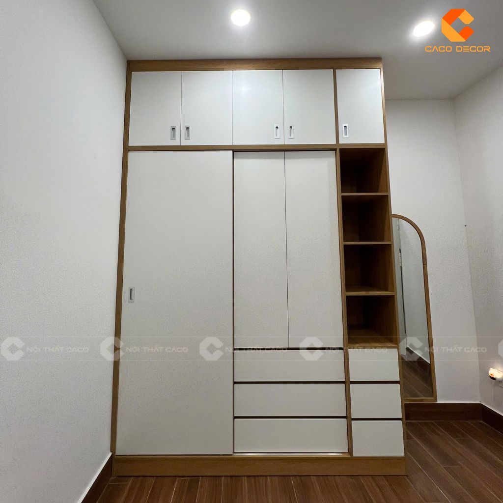 Ảnh chụp thực tế tủ quần áo cửa lùa nhà anh Tú