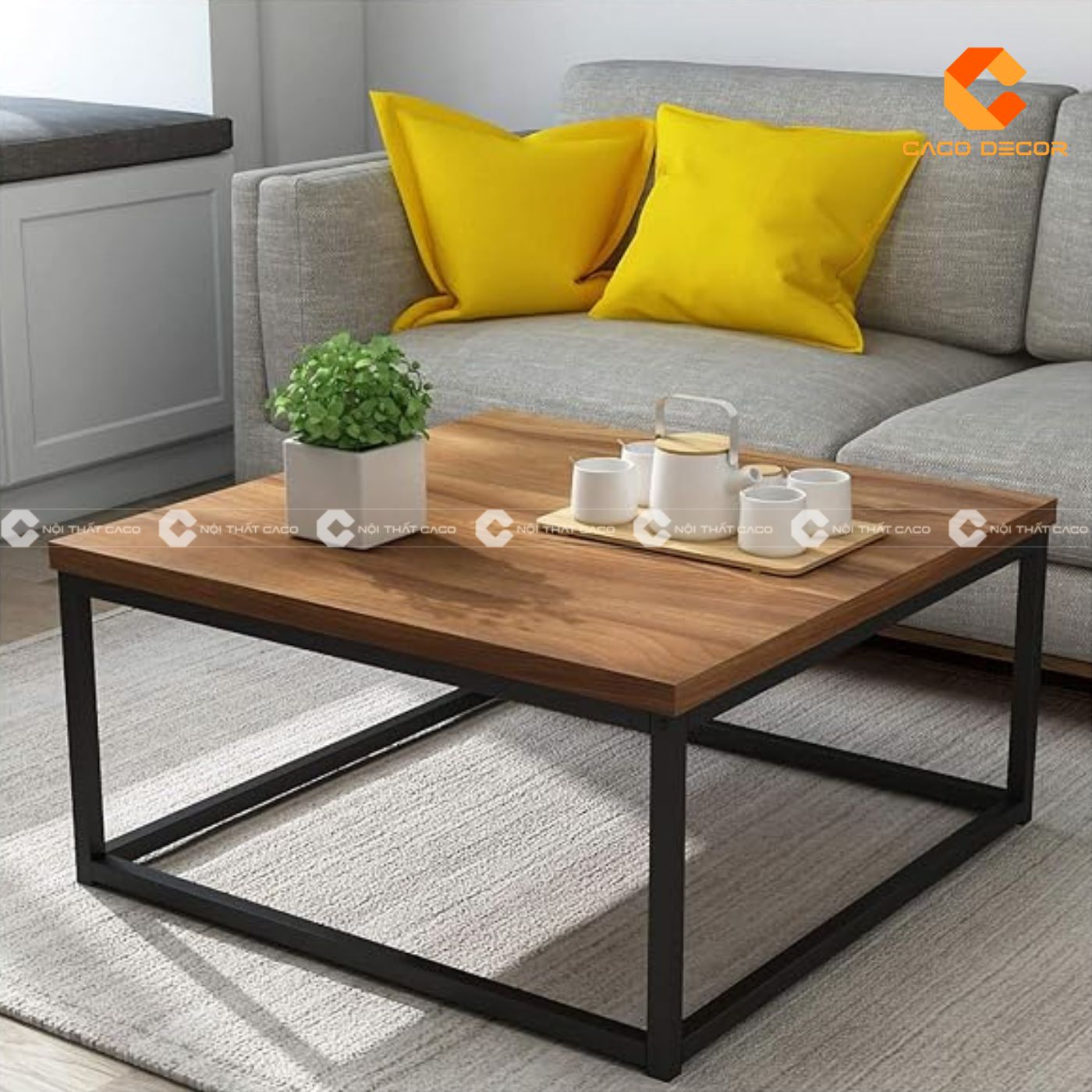 Mẫu bàn trà chân sắt mặt gỗ đầy “cuốn hút” cho phòng khách 10