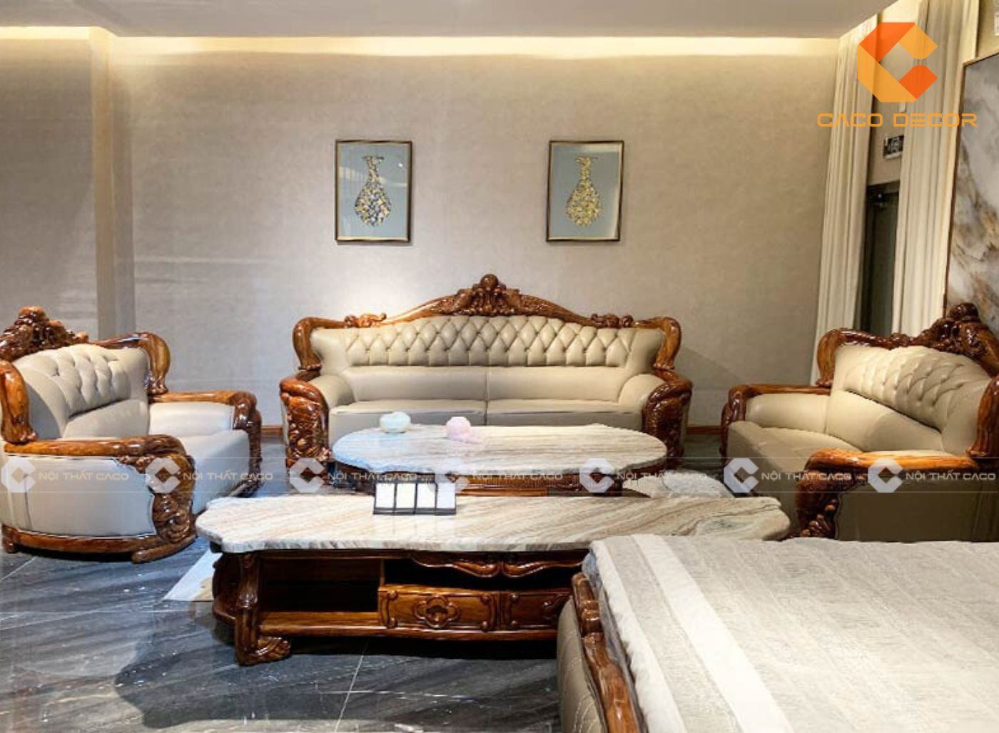 Mẫu sofa gỗ mun cổ điển màu trắng be sang trọng