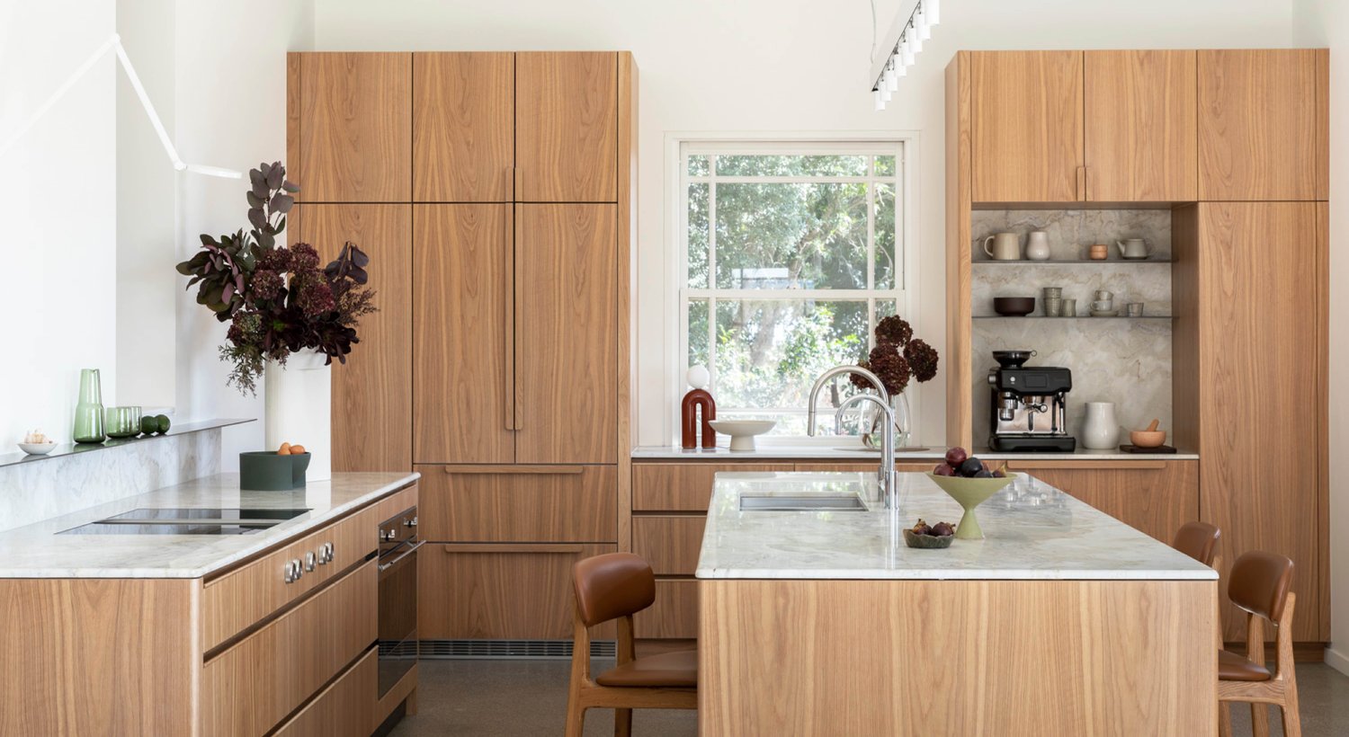 Tủ bếp vân gỗ