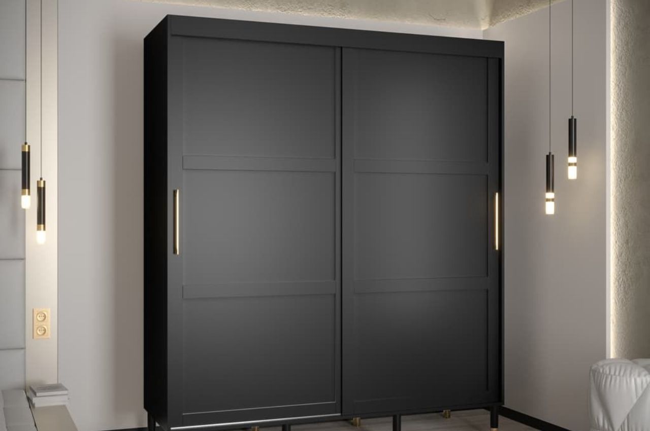 Ý tưởng thiết kế tủ quần áo màu đen sang trọng - hợp phong thuỷ 4