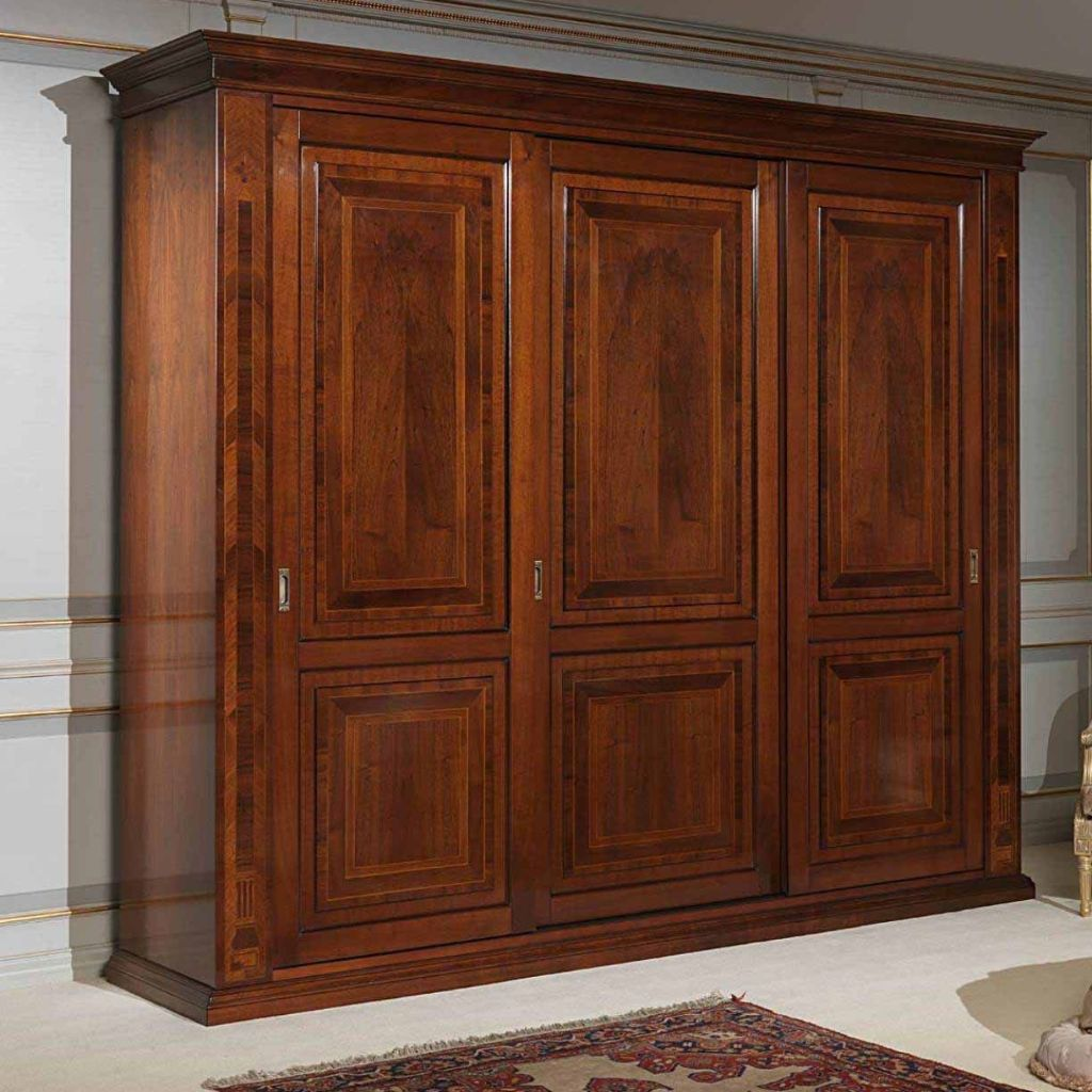 Mẫu tủ quần áo chung cư làm từ gỗ tự nhiên 4 cánh sang trọng