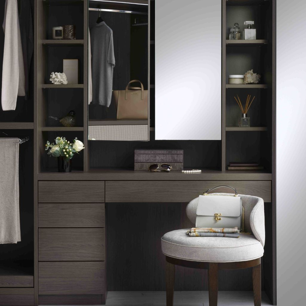 Mẫu tủ quần áo gỗ công nghiệp kết hợp bàn trang điểm