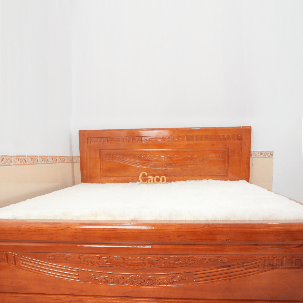 Giường ngủ gỗ xoan đào chân cao chạm hoa văn đẹp giá rẻ độ bền cao