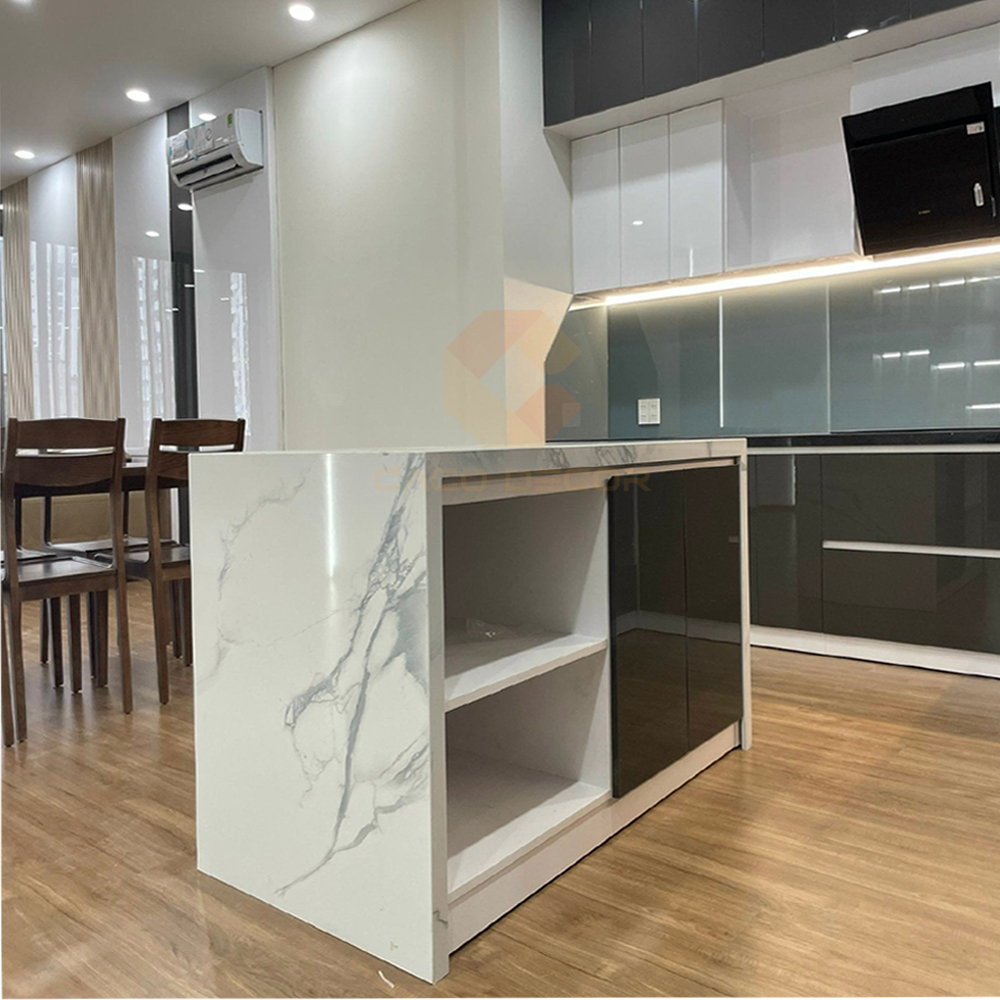 Tủ bếp acrylic màu xám mang đến sự sang trọng và đẳng cấp cho không gian nhà bếp