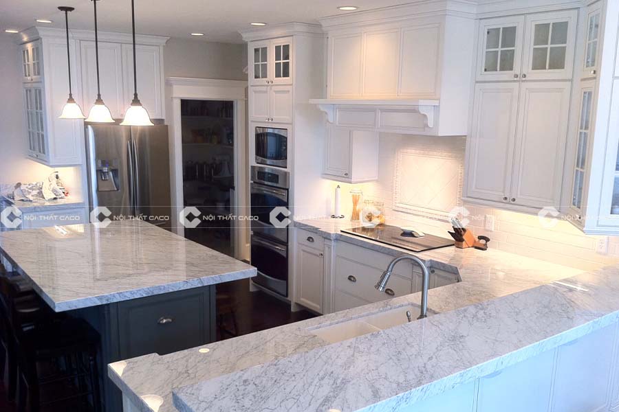 sử dụng bàn bếp đá cẩm thạch