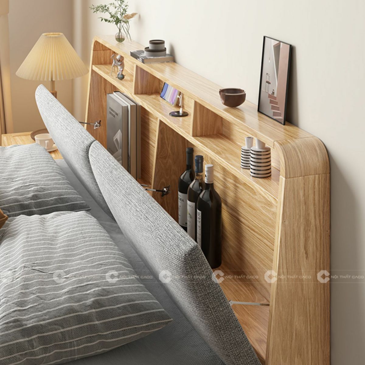 Giường ngủ gỗ tự nhiên có kệ đầu giường tinh tế
