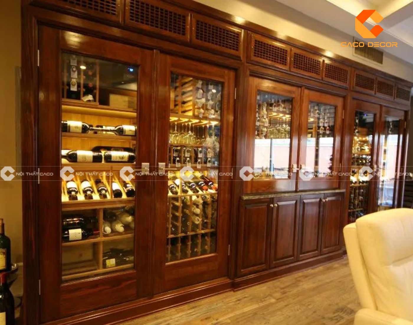 Tủ rượu âm tường phong cách tân cổ điển 